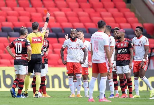 Brezilya'da gündem Rodinei! Flamengo-Internacional maçında kırmızı kart gördü, olay oldu!