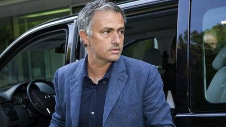Mourinho PSG'ye mi gidiyor?