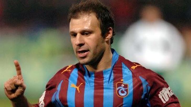Gökdeniz Karadeniz kimdir, nereli, kaç yaşında? Gökdeniz Karadeniz hangi takımlarda oynadı? Gökdeniz Karadeniz futbolu ne zaman bıraktı?