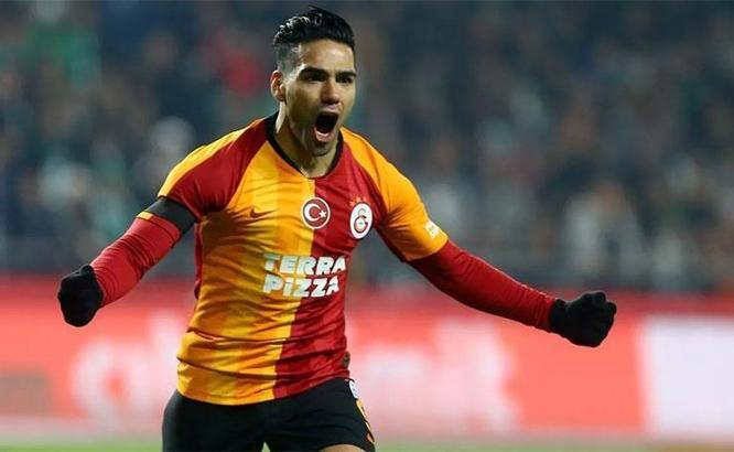 SON DAKİKA | Al Wahda Falcao için Galatasaray'la görüşmelere başladı