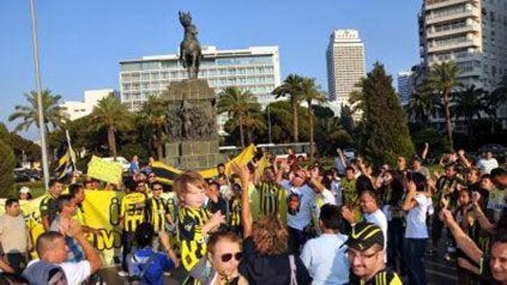 İzmirli F.Bahçeliler'den TFF'ye protesto