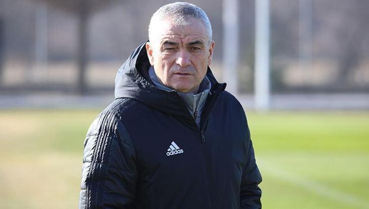 Rıza Çalımbay: Yurt dışına çıkışları yasakladık