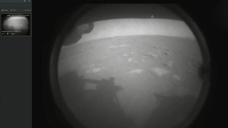 NASA'nın 'Perseverance' adlı keşif aracı Mars yüzeyine başarılı şekilde indi