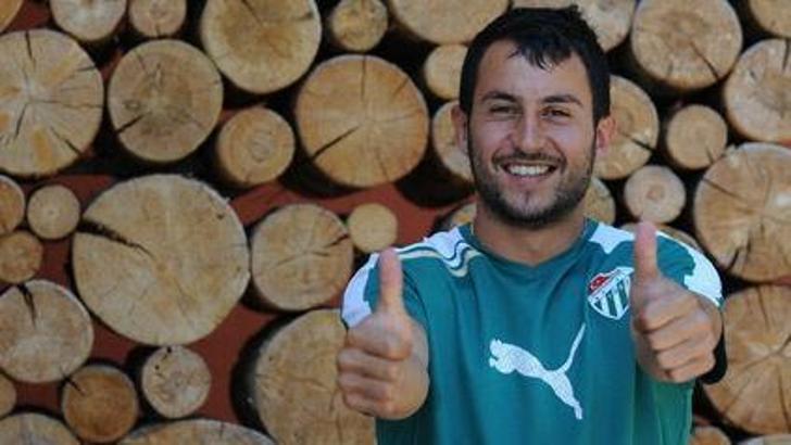 Ozan İpek 4 yıl daha Bursa'da