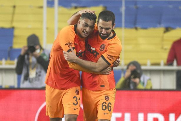 Arda Turan: Galatasaray taraftarıyım ve bununla gurur duyuyorum!
