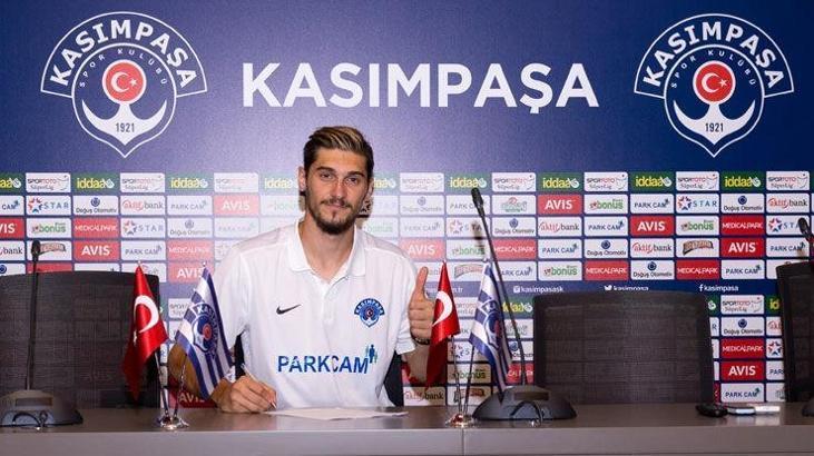 Kasımpaşa, Mustafa Batuhan Altıntaş'ı kiraladı