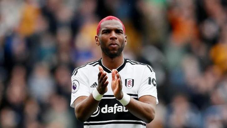 Ryan Babel'den sürpriz paylaşım! Transfer...