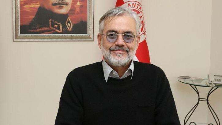 Antalyaspor AŞ Yönetim Kurulu Başkanı Emin Kemal Hesapçıoğlu görevinden ayrıldı