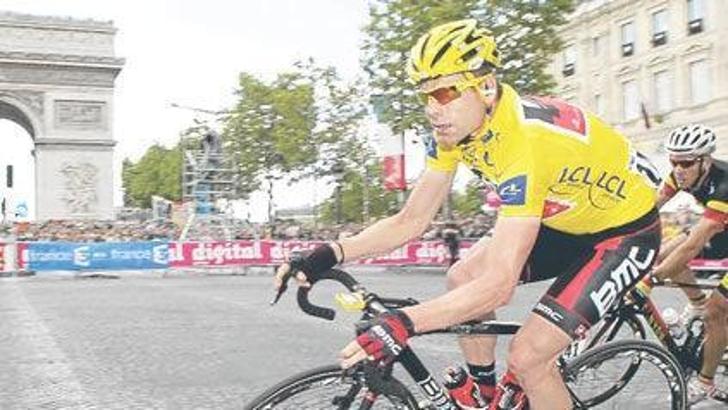 Cadel Evans tarih yazdı