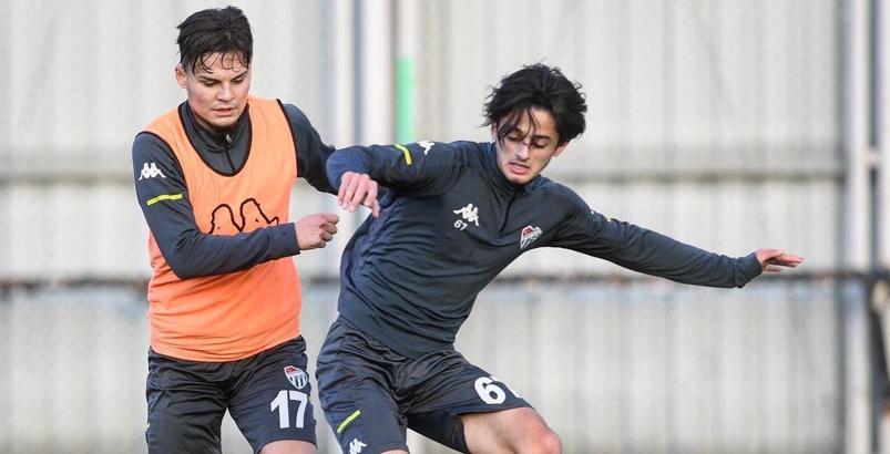 Bursaspor'da Giresunspor maçı öncesi büyük şok! 11 koronavirüs vakası