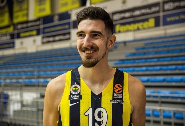 Nando de Colo: Sarunas Jasikevicius olursa çok iyi olur