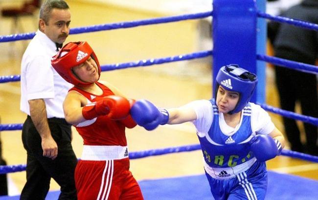 Milli boksçu Ayşe Çağırır, çeyrek finale
