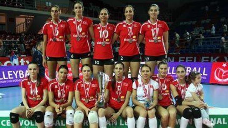 Alkışlarla... 3-0