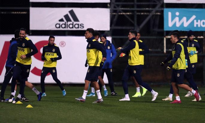 Fenerbahçe'de İstanbulspor maçı öncesi son dakika