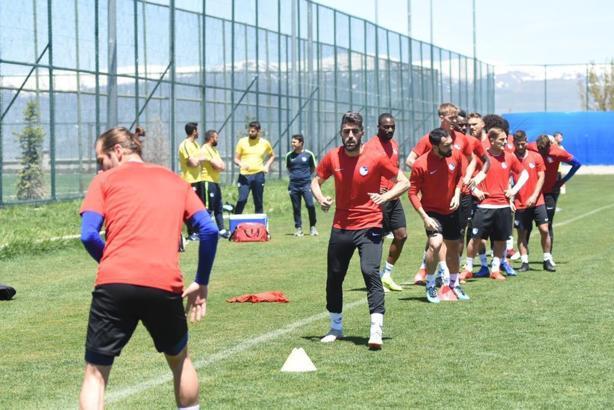 Erzurumspor, Fenerbahçe maçı hazırlıklarına başladı