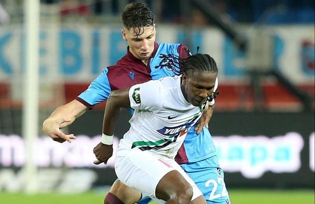 Denizlispor'da Hugo Rodallega fırtınalar kopardı
