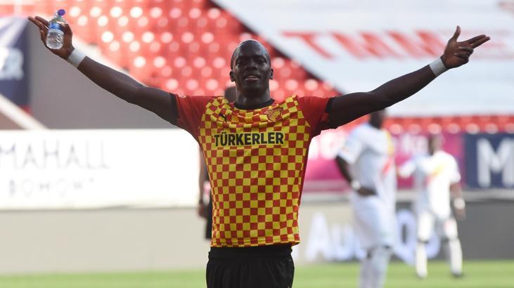 Göztepe'de en golcü isim Cherif Ndiaye oldu
