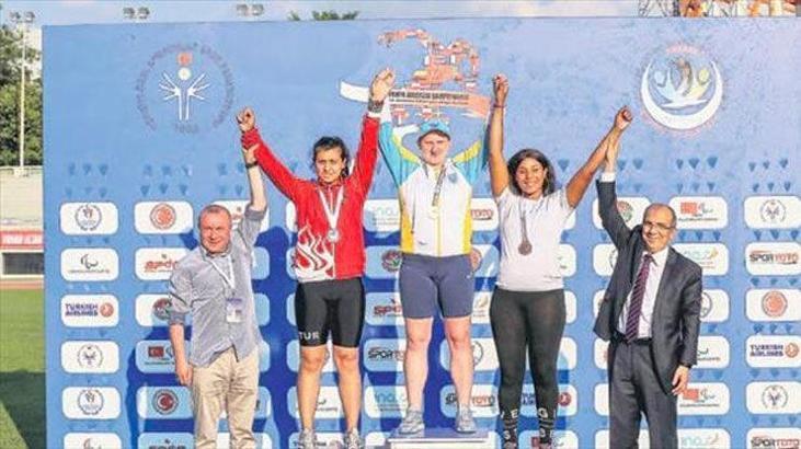 Özel sporculardan rekor sayıda madalya