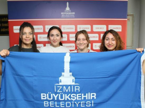 İzmir Büyükşehir Belediyespor, hentbolda 4 genciyle sözleşme uzattı