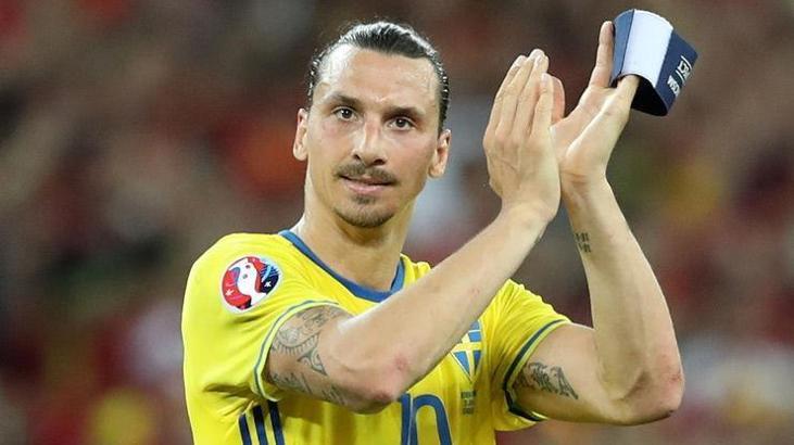Zlatan Ibrahimovic Manchester United'da!