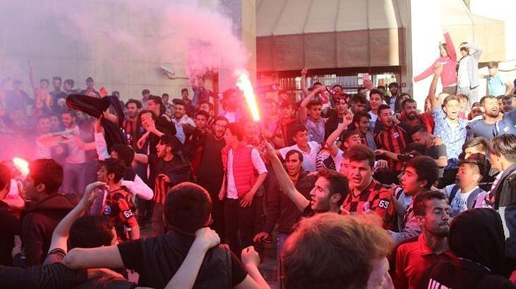 Van Büyükşehir Belediyespor'un final coşkusu