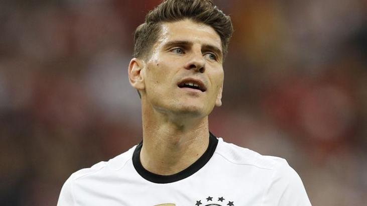 Löw: Mario Gomez altın çağındaki gibi