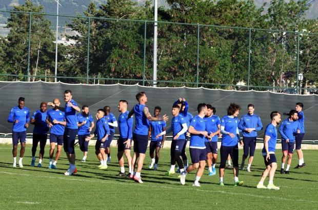 Erzurumspor, Adana Demirspor maçı için kampa girdi