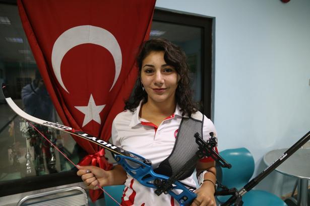 Açlık oyunlarından etkilenen şampiyon Gülnaz Büşranur Coşkun