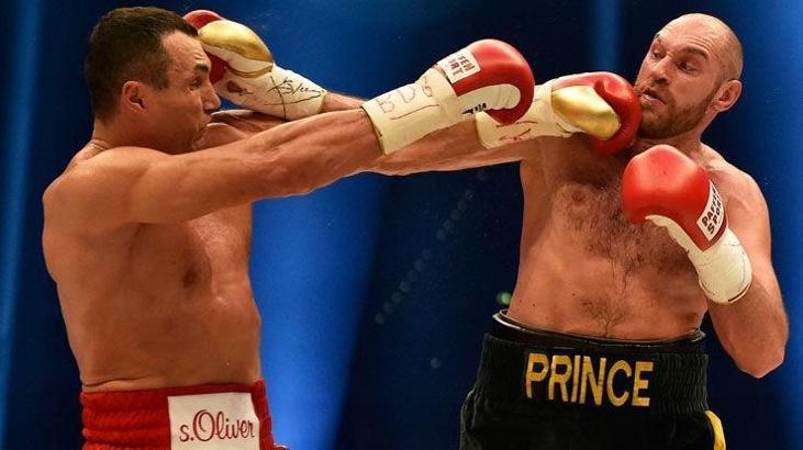 Fury-Klitschko maçı ertelendi