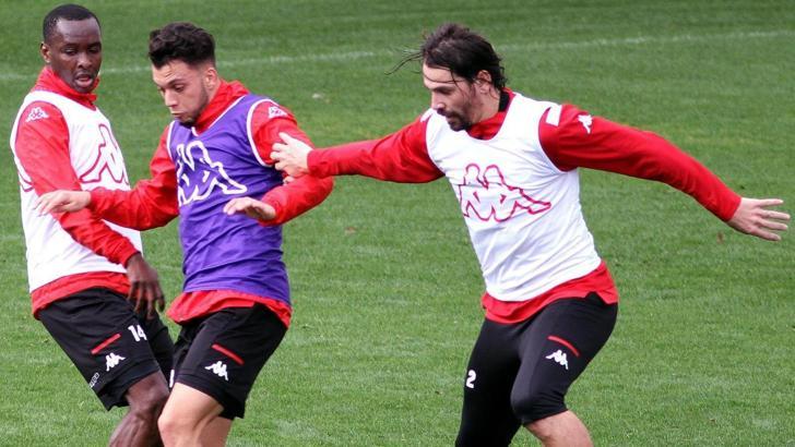 Antalyaspor, 6 eksikle Beşiktaş karşısında