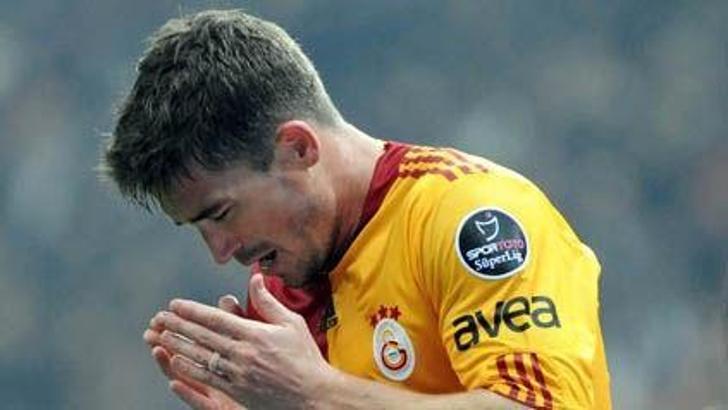 Kewell karar veremiyor
