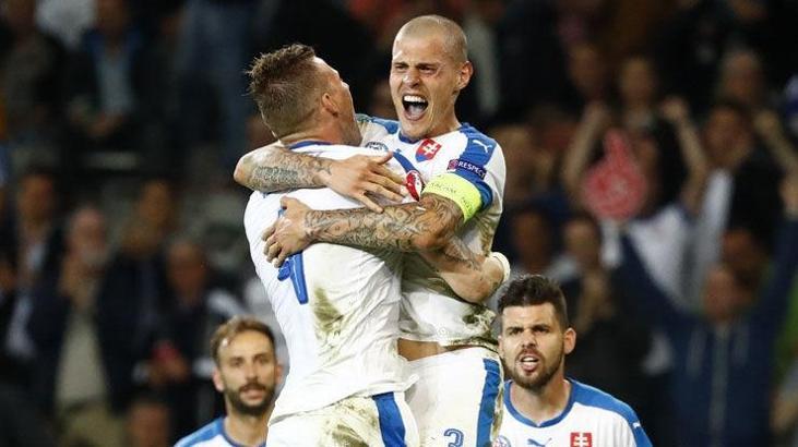 Fenerbahçe'de Nani gidiyor! Aatif ve Skrtel geliyor...