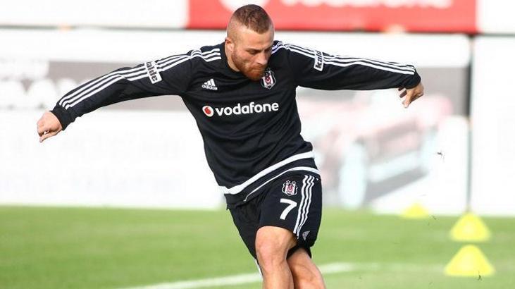 Gökhan Töre'nin parası forvete ayrıldı