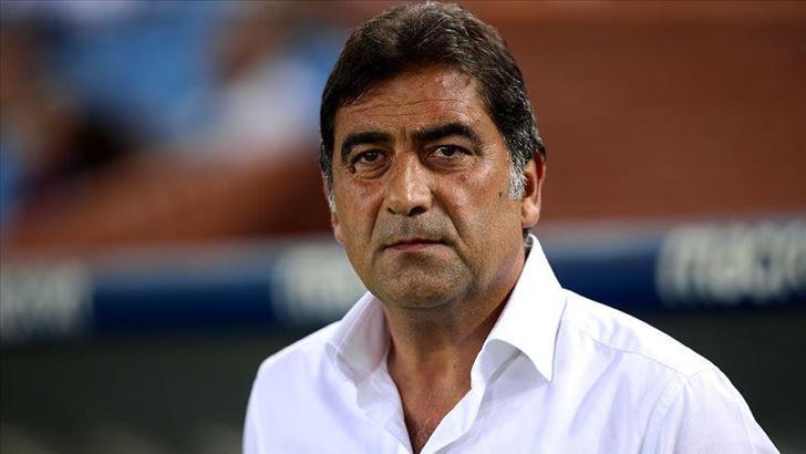 Ünal Karaman nereli, kaç yaşında? Ünal Karaman hangi takımlarda oynadı, hangi takımları çalıştırdı? Ünal Karaman'ın maaşı ne kadar?