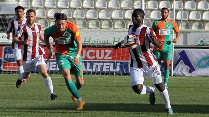 Galatasaray'da son aday Traore!