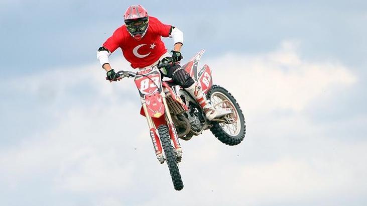 Uçan Motosikletler Çatalca'da