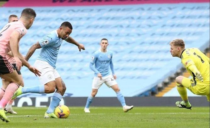 Manchester City, Sheffield United'ı Gabriel Jesus'la geçti