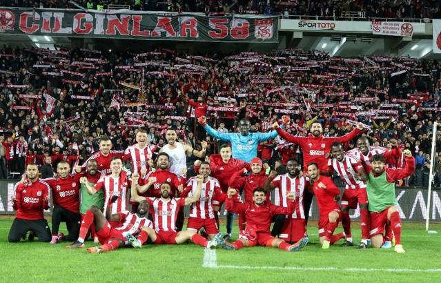 Sivasspor bu kadroyu 1.9 milyon TL'ye kurdu