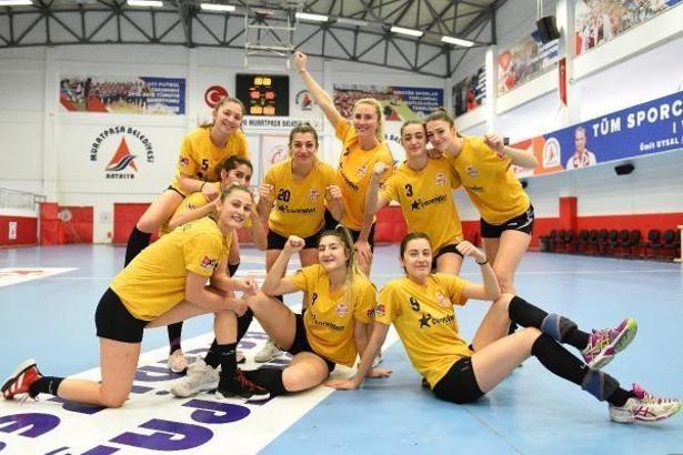Hentbolda derbi heyecanı