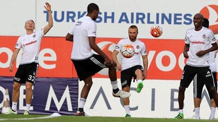 West Ham'dan Gökhan ve Atiba atağı!