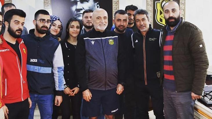 Taraftarlardan Hikmet Karaman'a sürpriz