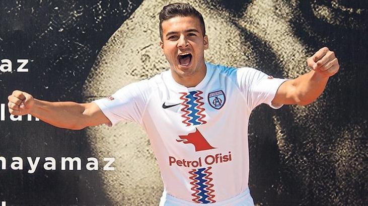 12 yıl tek forma: Oğulcan Ülgün