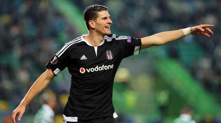 Mario Gomez'e Çin'den talip çıktı!