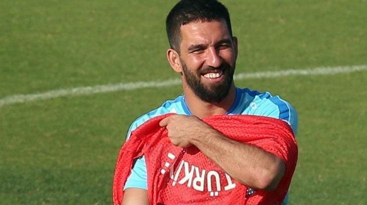 Arda Turan'dan tarihin en iyi 11'i!