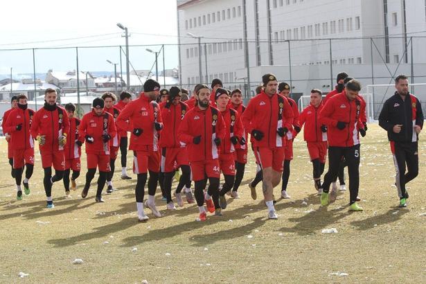 Eskişehirspor, Adanaspor maçı hazırlıklarını tamamladı