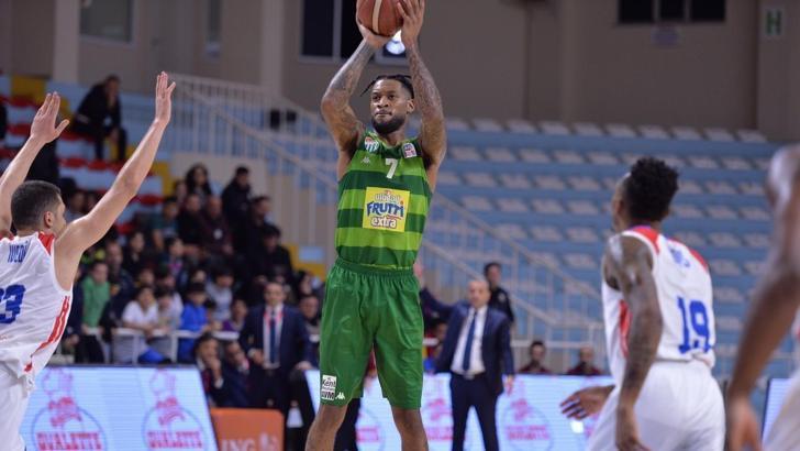 Bursaspor, Perry Jones'la yollarını ayırdı