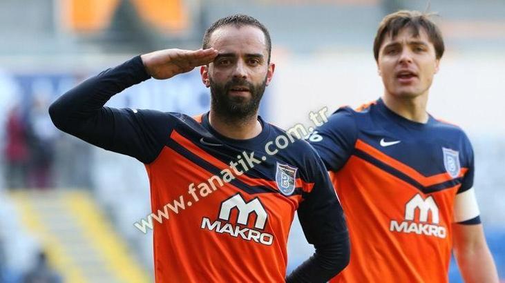 Semih Şentürk Başakşehir'den ayrıldı