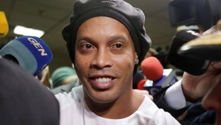 Nereden nereye Ronaldinho!
