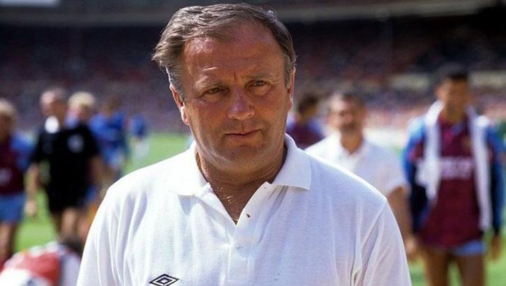 Fenerbahçe'nin eski hocası Jozef Venglos hayatını kaybetti