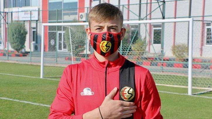 Eskişehirsporlu futbolcu Bilal Ceylan: Sergen Yalçın ile çalışacak olmak çok heyecanlandırıyor